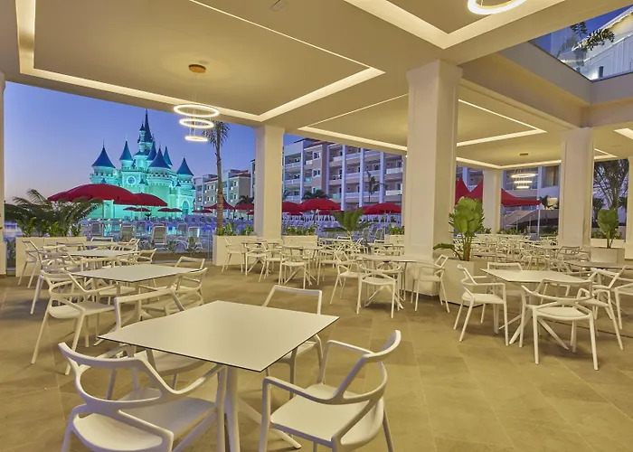 فندق Bahia Principe Fantasia Tenerife 5*