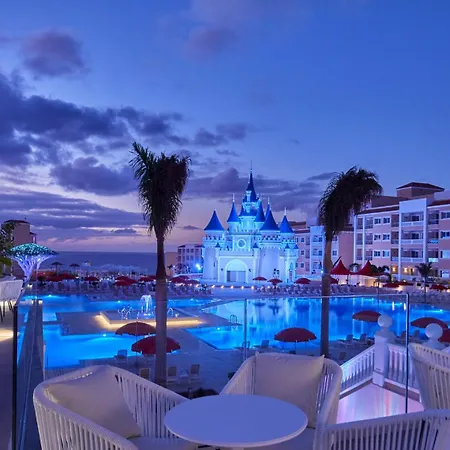 Bahia Principe Explore Fantasia מלון סן מיגל דה אבונה