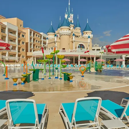 Bahia Principe Explore Fantasia Hotel 5*