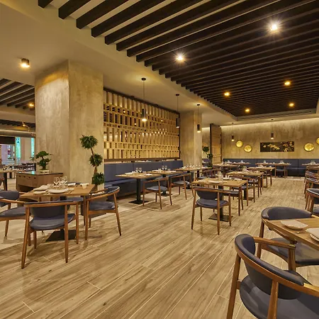 Отель Bahia Principe Explore Fantasia - Hyatt Inclusive Collection 5*